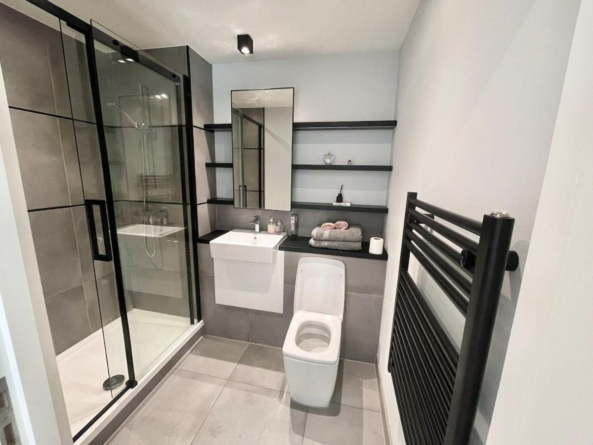 Appartamento View Two Bedroom Entire Enjoy River & Views, Skyline Views Londra